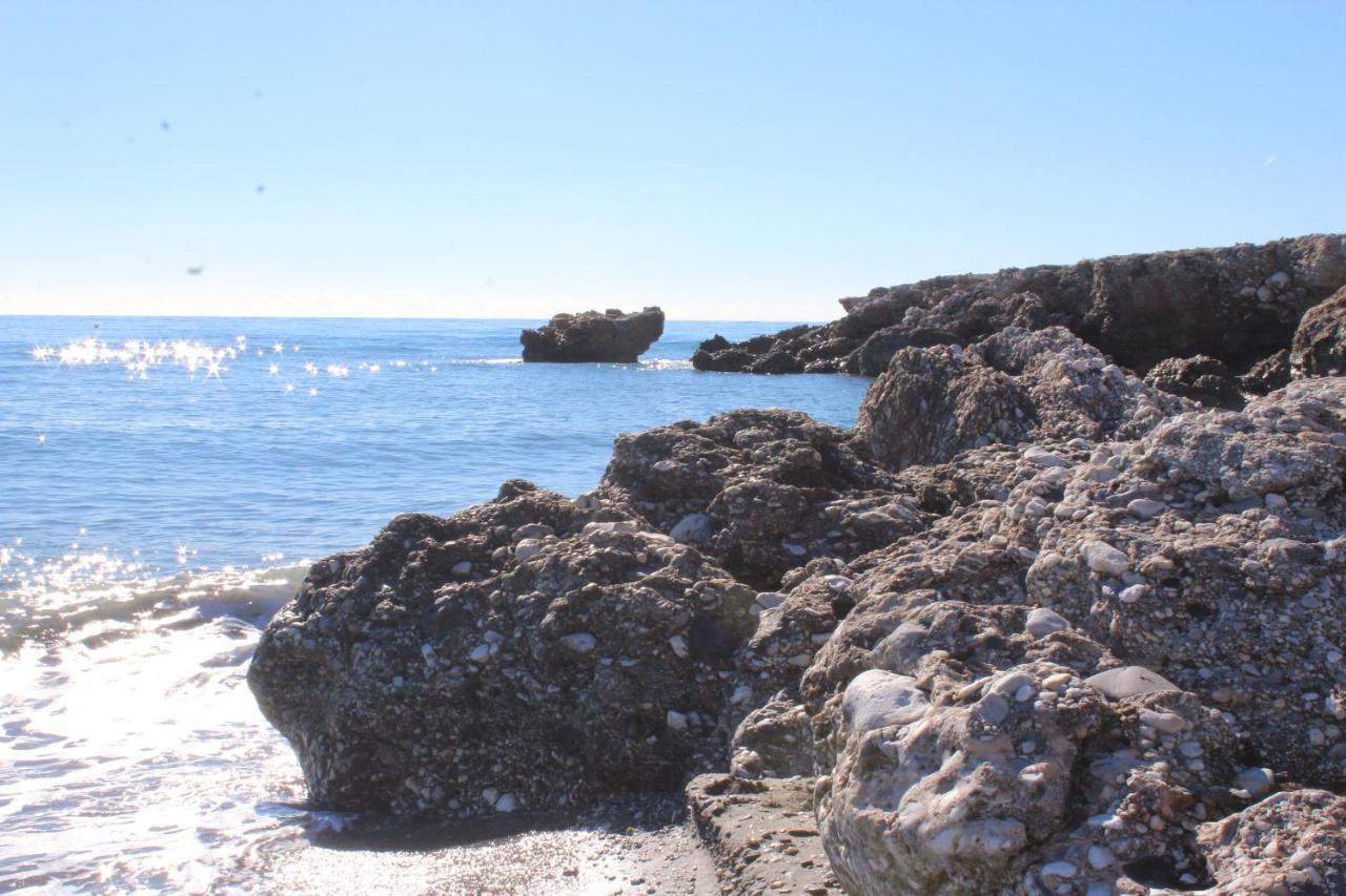 Bonito Y Tranquilo Apartamento , Cerca Del Mar. Torrox Eksteriør bilde