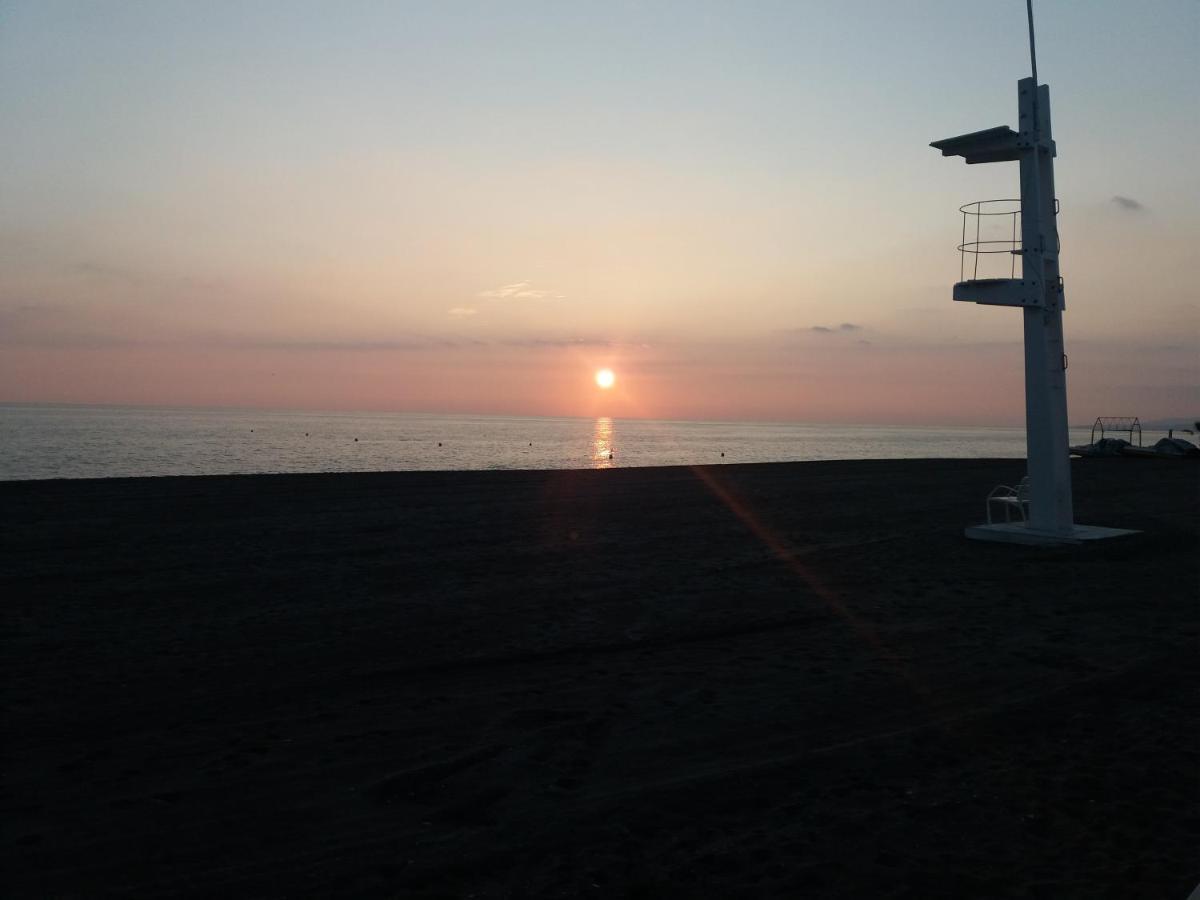 Bonito Y Tranquilo Apartamento , Cerca Del Mar. Torrox Eksteriør bilde